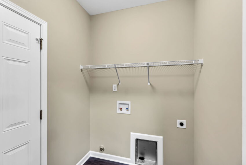 4717 Lord James Place-17