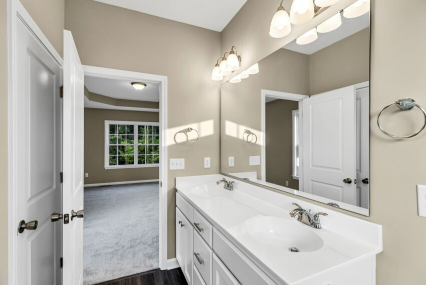 4717 Lord James Place-23