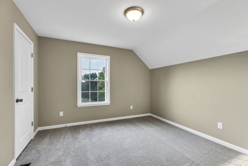 4717 Lord James Place-28