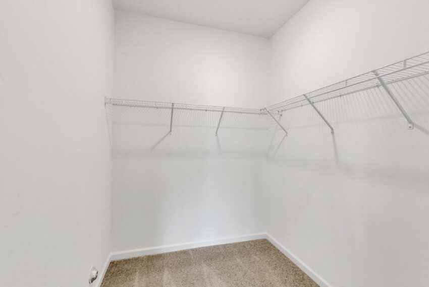 4812 Lord Andrew Place-23