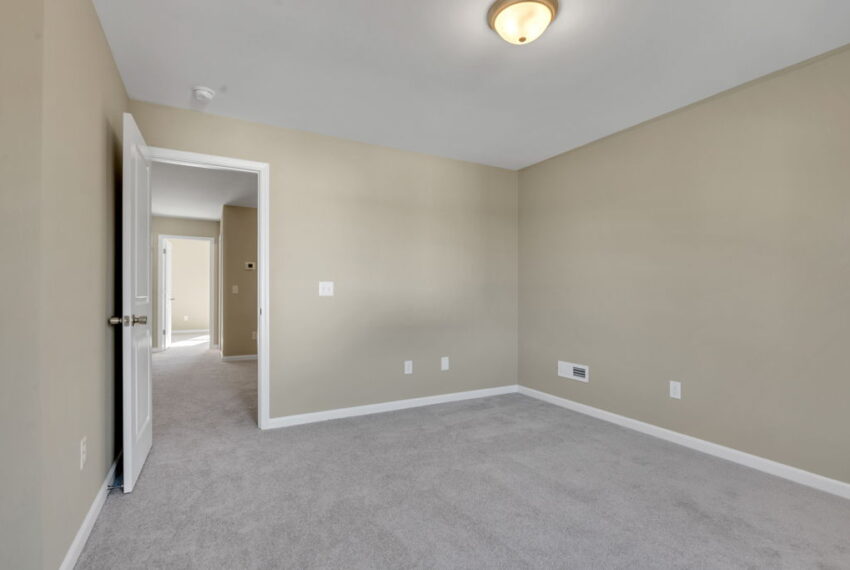 4812 Lord Andrew Place-27