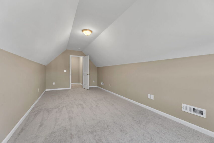 4812 Lord Andrew Place-32