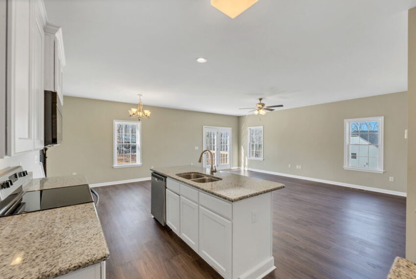 4820 Lord Andrew Place-16