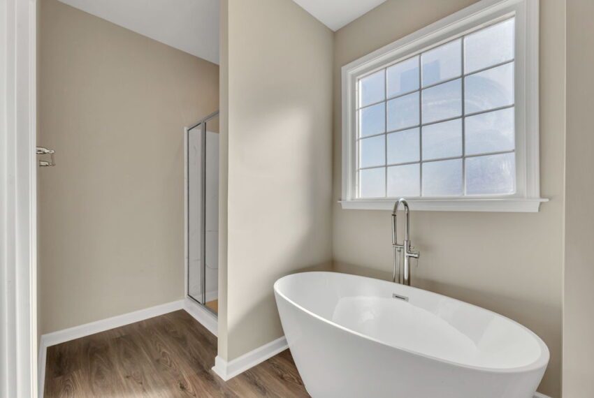 4820 Lord Andrew Place-25