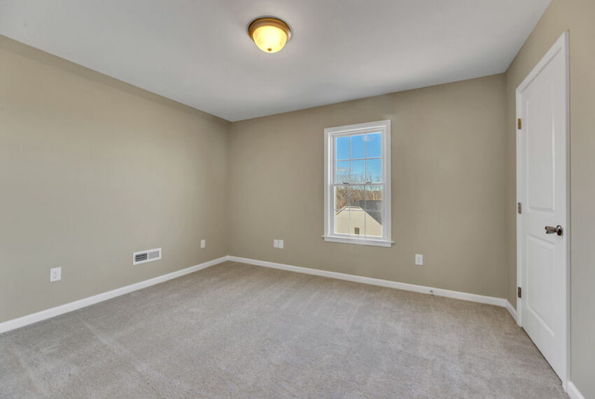 4820 Lord Andrew Place-29