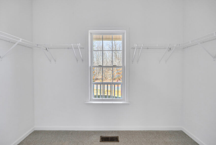 3076 Wesley Farm Lane-28