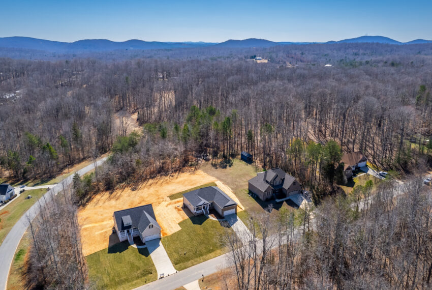 3076 Wesley Farm Lane-37
