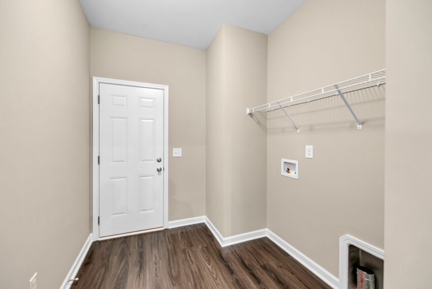 4721 Lord James Pl-112