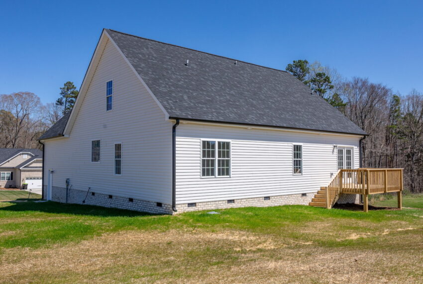 4704 Lord James Pl-25