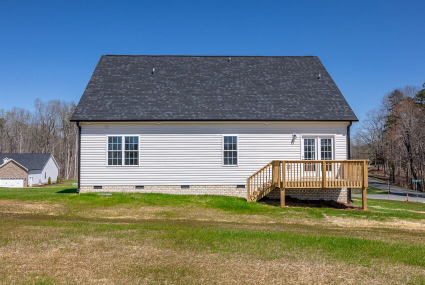 4704 Lord James Pl-26