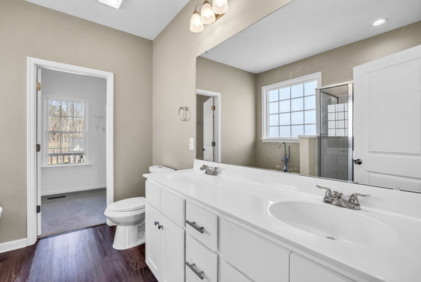 4712 Lord James Pl-15