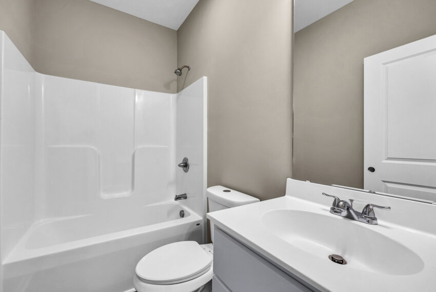 4712 Lord James Pl-20