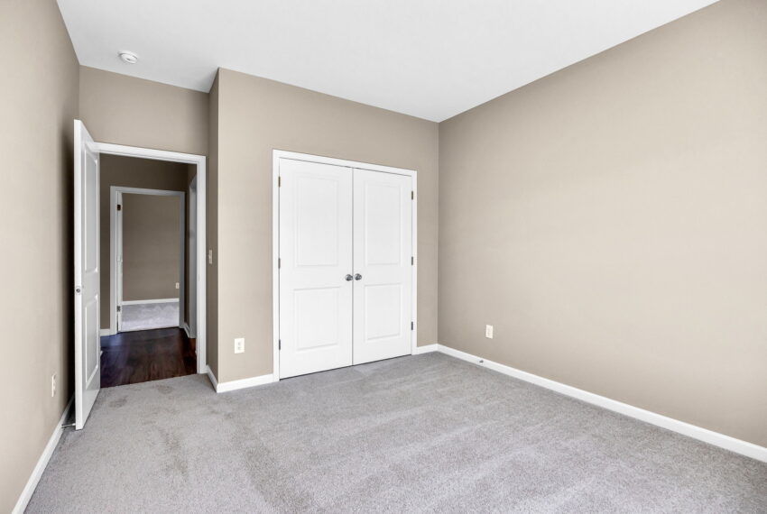 4712 Lord James Pl-22