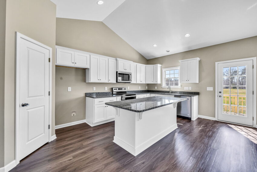 4712 Lord James Pl-8