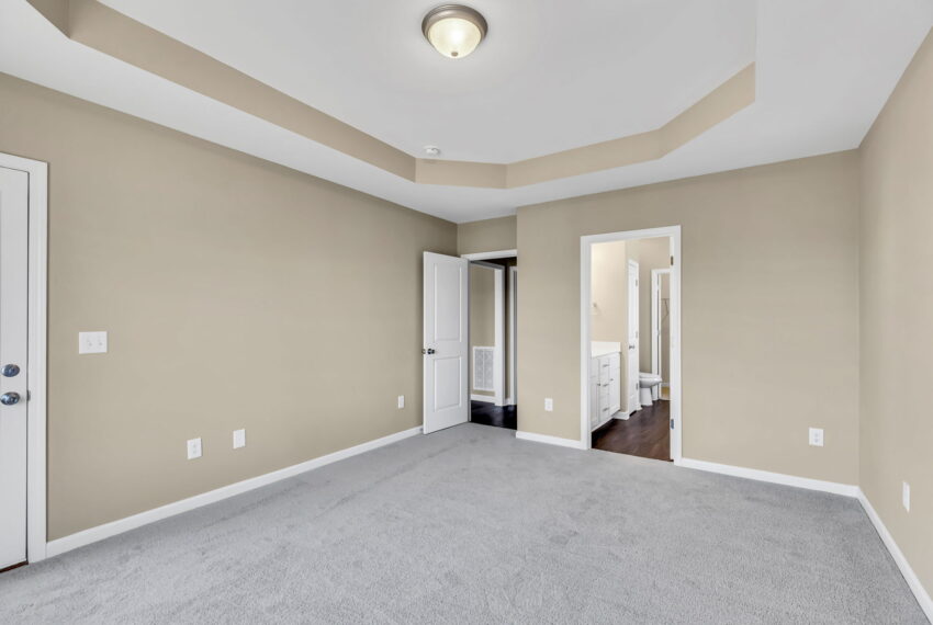 4825 Lord Andrews Place-17