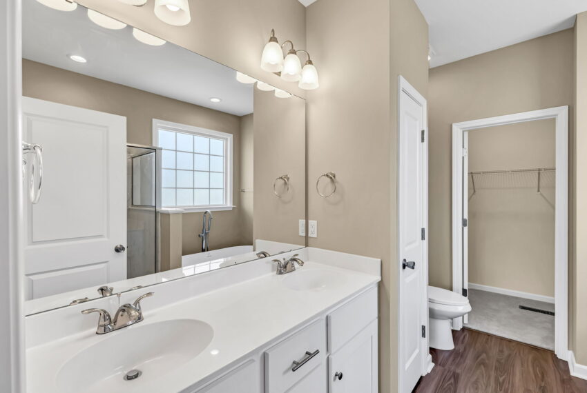 4825 Lord Andrews Place-19