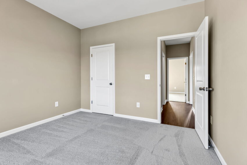 4825 Lord Andrews Place-25