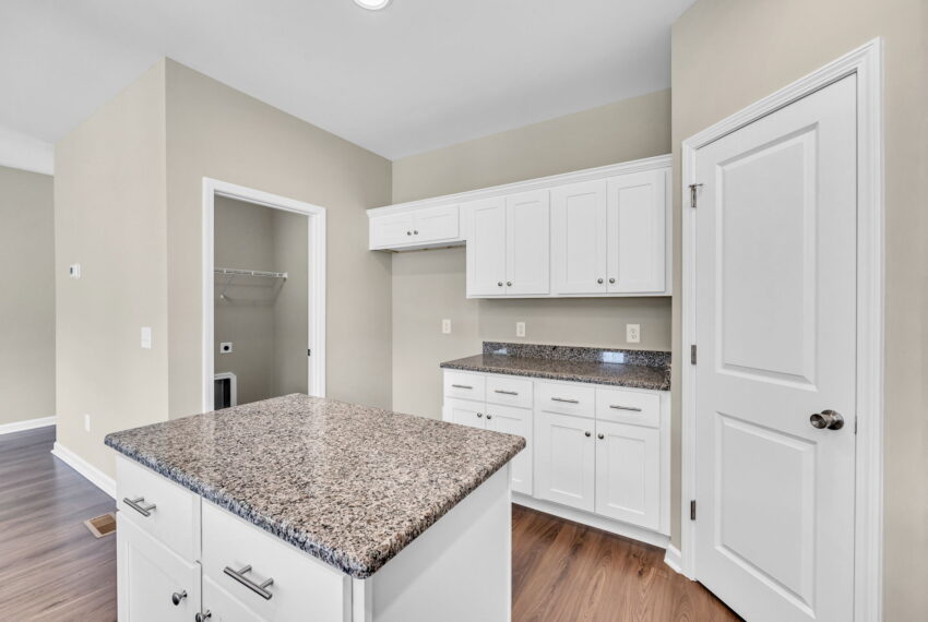 4724 Lord James Pl-110