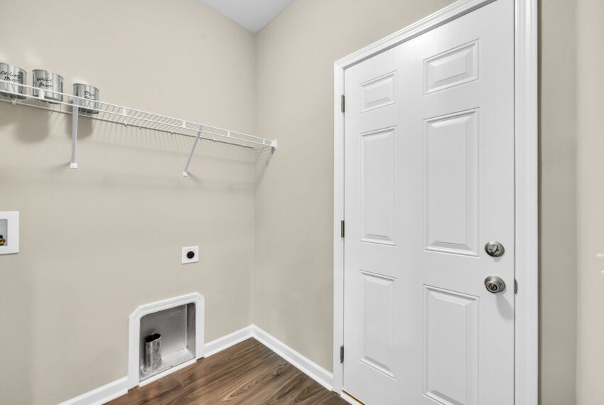 4724 Lord James Pl-112