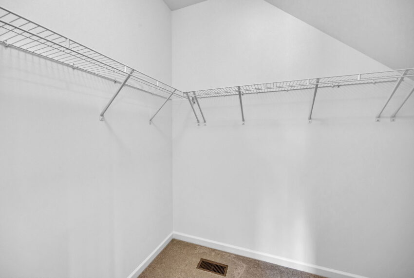 4724 Lord James Pl-117