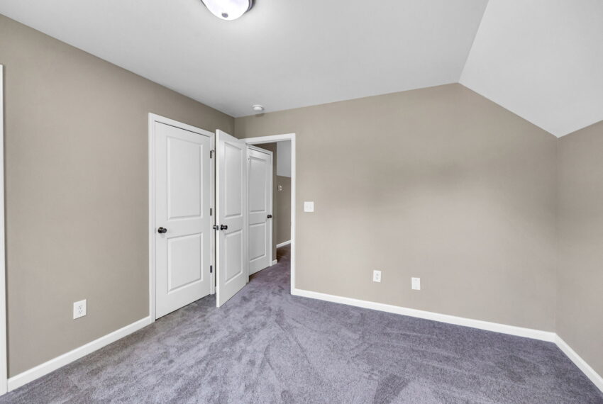 4724 Lord James Pl-121