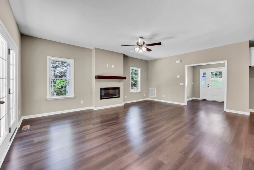 2869 Hearthwood Road-10