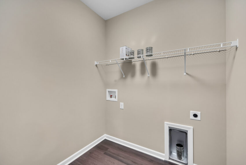 2869 Hearthwood Road-16