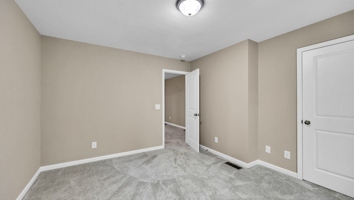 2869 Hearthwood Road-27