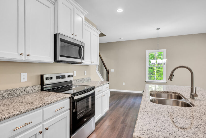 2983 Wesley Farm Lane-12