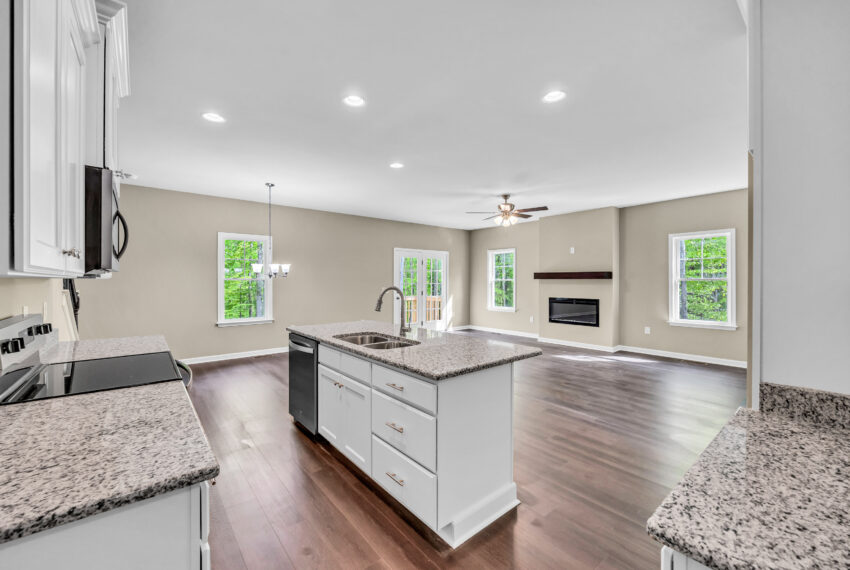 2983 Wesley Farm Lane-13