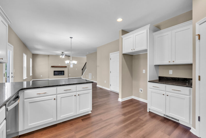 3013 Wesley Farm Lane-17