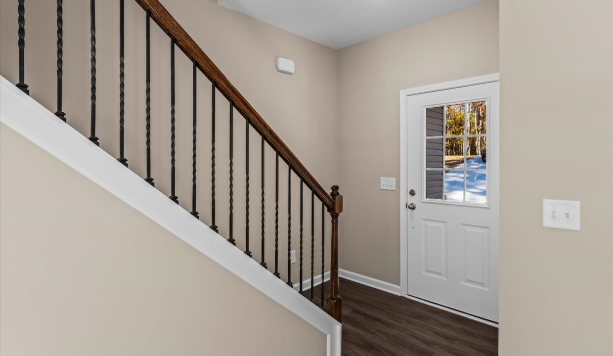 04-6049 Frye Bridge Road Entry 1