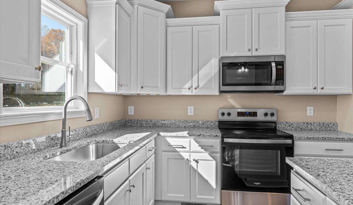 13-6049 Frye Bridge Road Kitchen 3