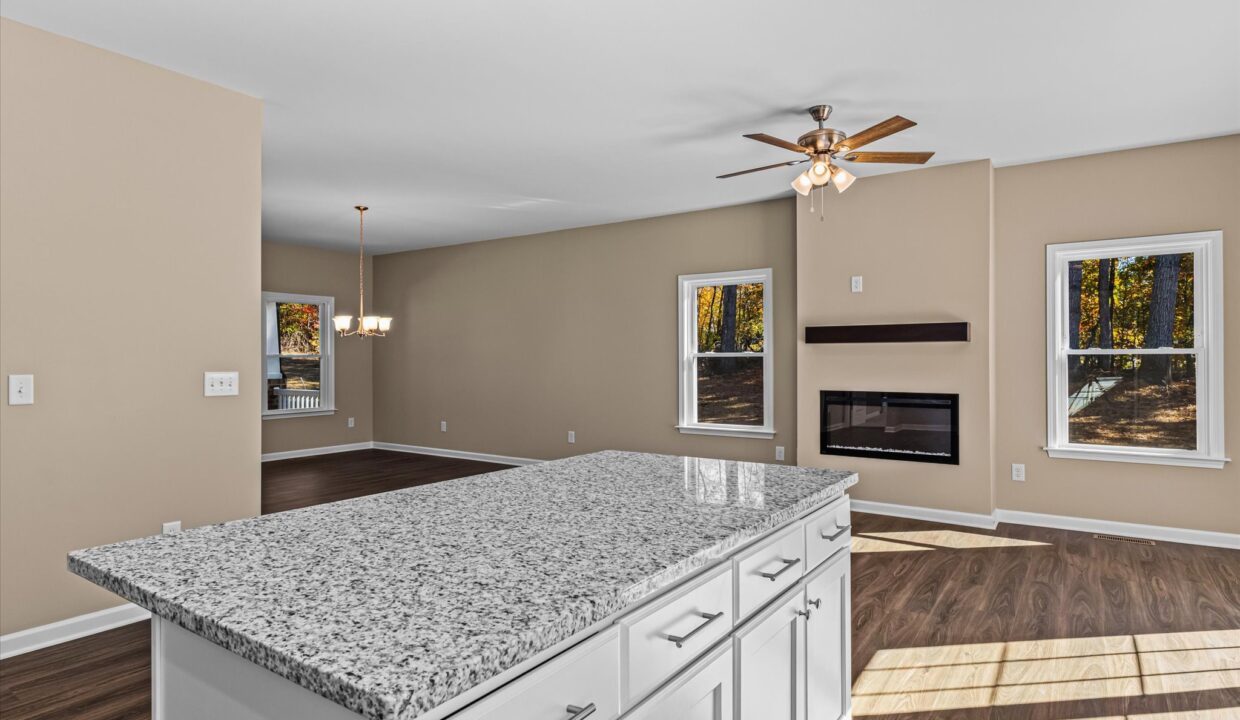 13-6049 Frye Bridge Road Kitchen 4