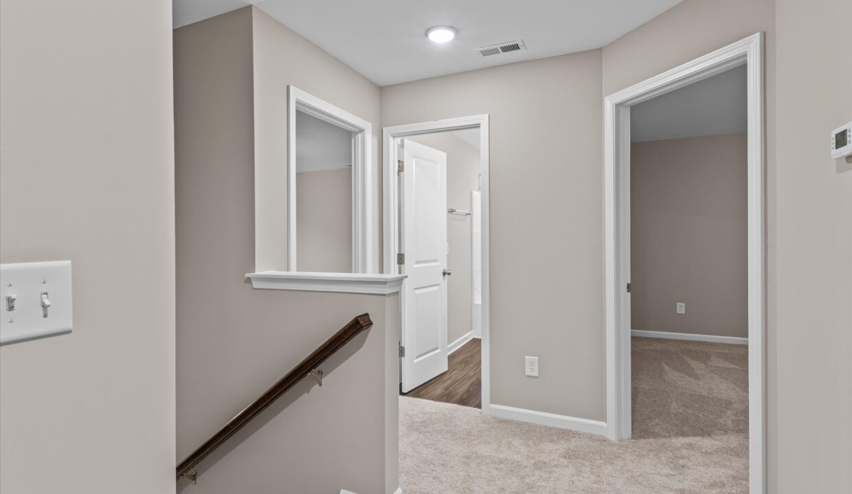 18-6067 Frye Bridge Road Upper Hall 1