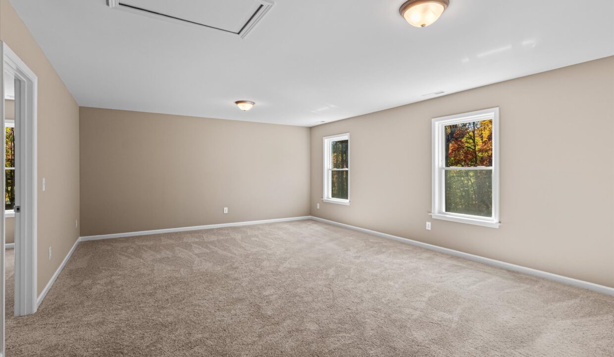 19-6049 Frye Bridge Road Family Room 1