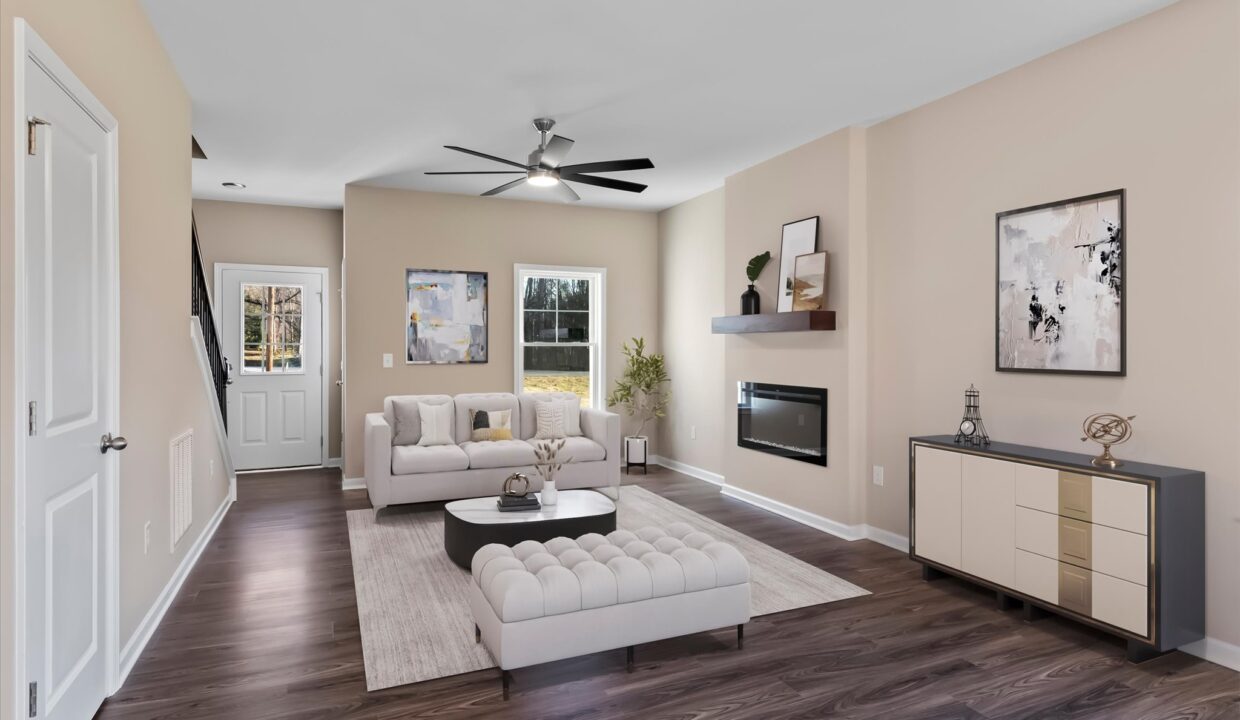 09-6061 Frye Bridge Road Great Room Staged 2