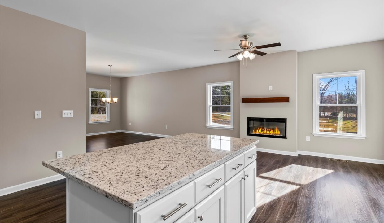 17-6061 Frye Bridge Road Kitchen 4