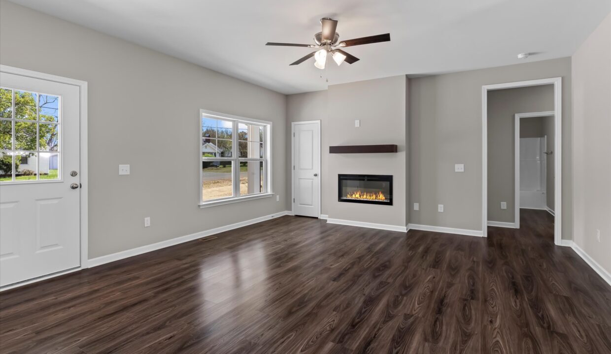 07-112 Vogler Drive Great Room 3