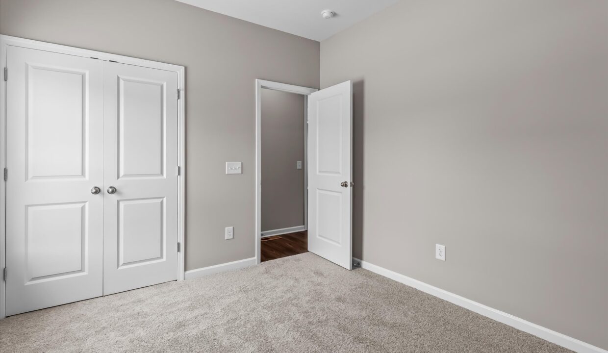 25-112 Vogler Drive Bedroom 3 2