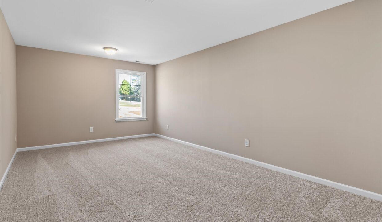 24-6055 Frye Bridge Road Family Room 1