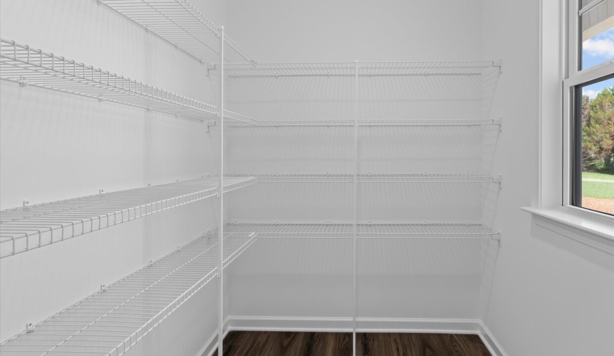 12-7104 Lukes Court Pantry