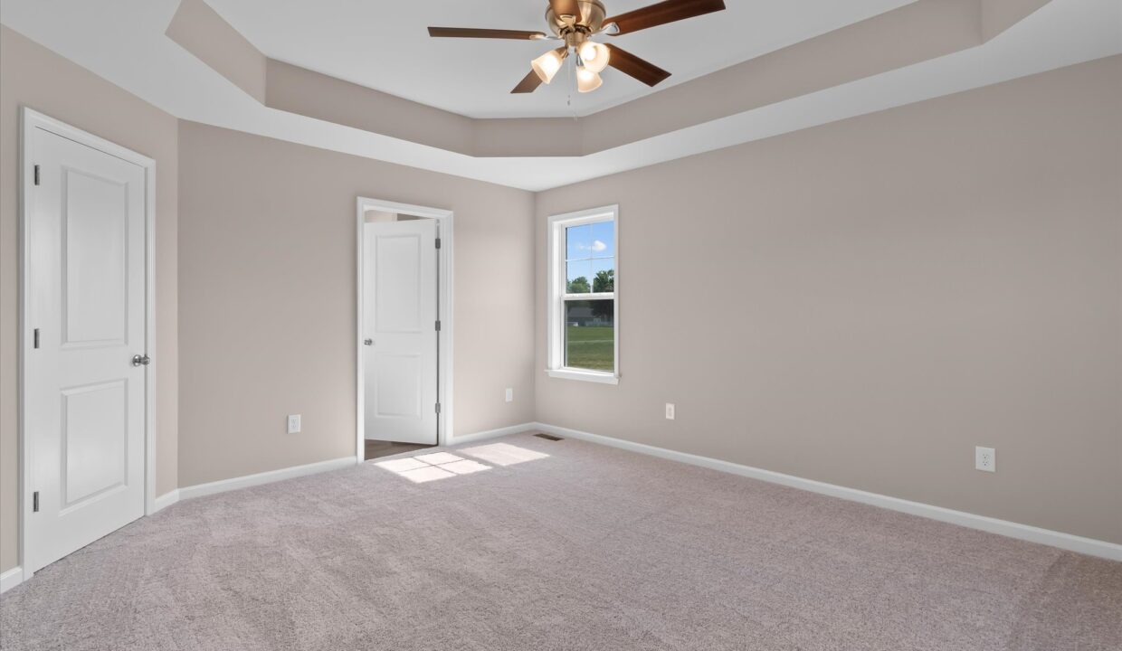 15-7104 Lukes Court Primary Bedroom 1
