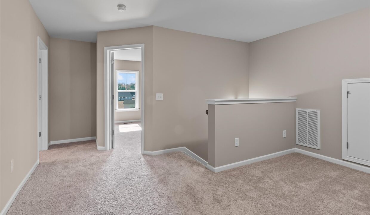 21-7104 Lukes Court Loft 2