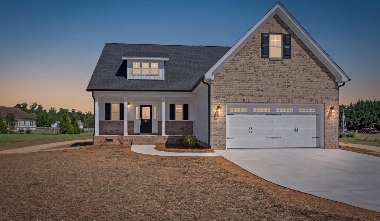 03-6803 McPherson Clay Road Front 3 Twilight